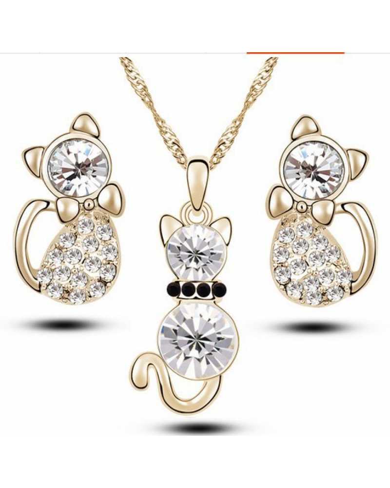  Color: Gold - White