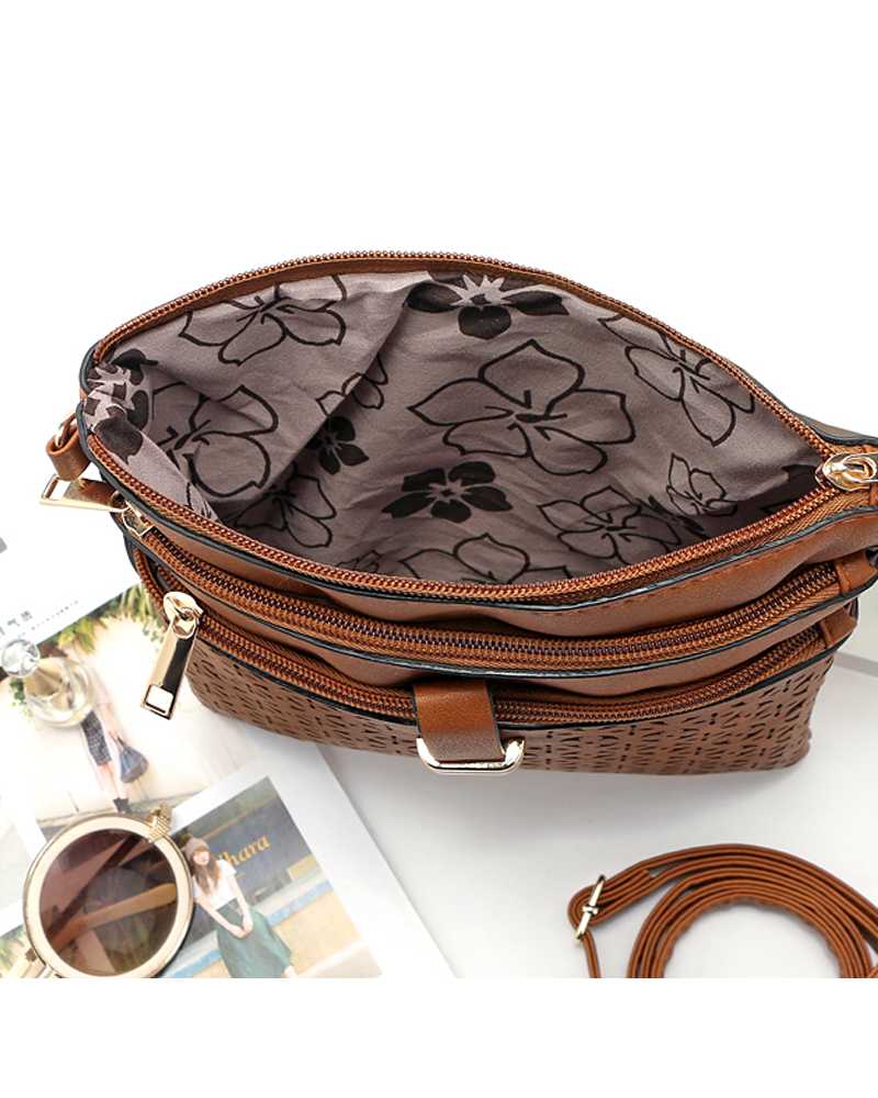  Color: BeigeColor: Brown