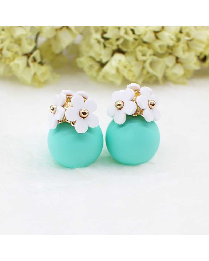  Color: Green