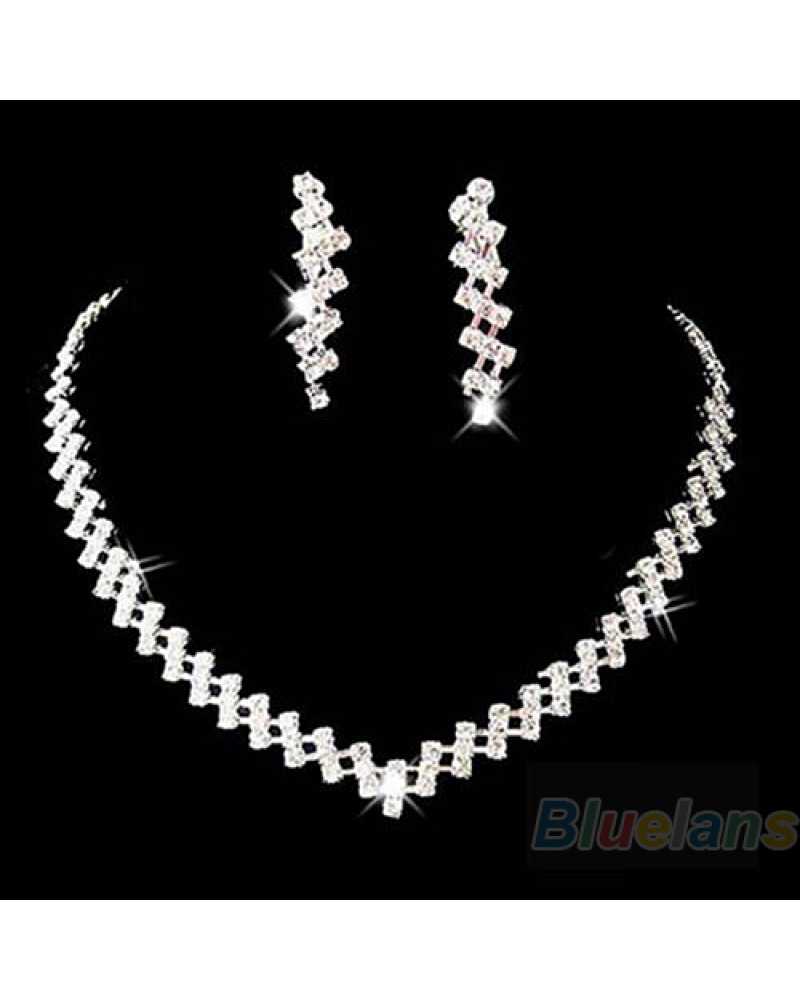 Fashionable Prom Crystal Necklace