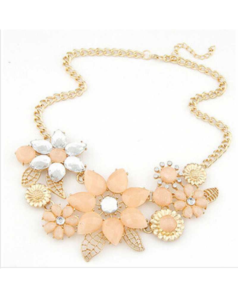 Vintage Stunning Flower Rhinestone Necklace
