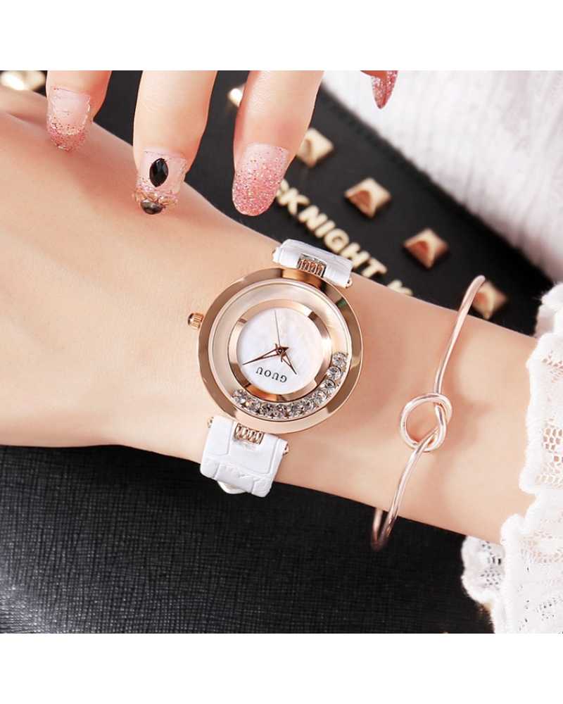  Color: White