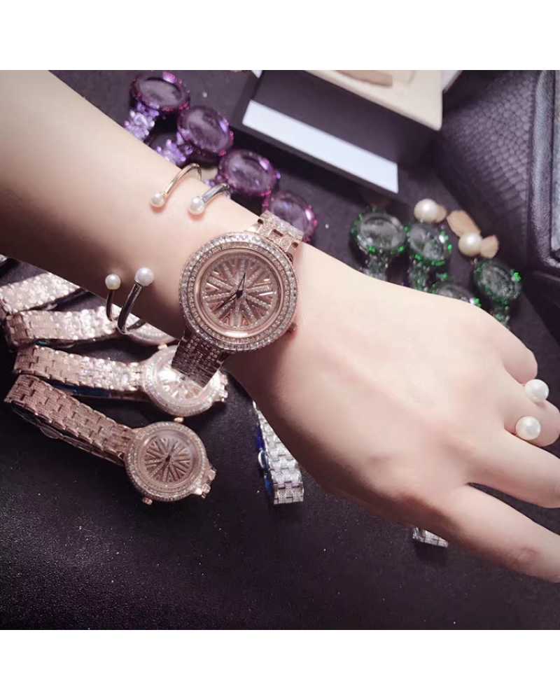  Color: Gold