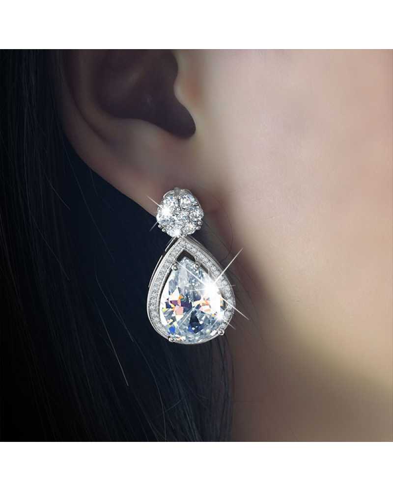 Hot Looking Crystal Drop Exotic Earrings