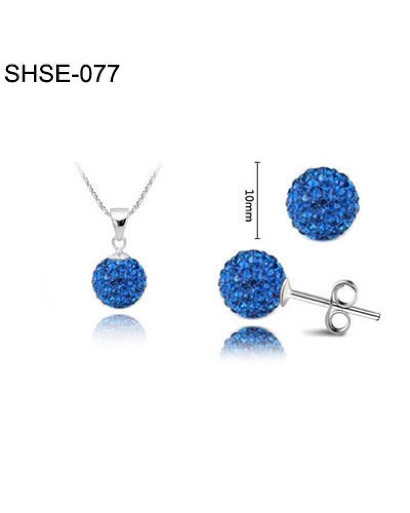  Color: Blue